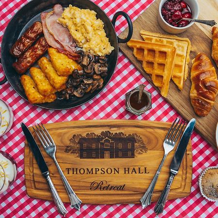 Thompson Hall Retreat ภายนอก รูปภาพ